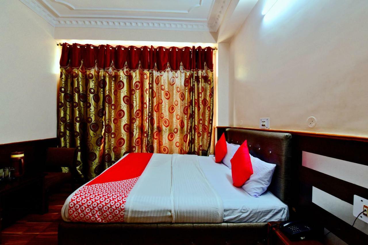 Oyo 26909 Hotel Paras Mandi Exterior foto