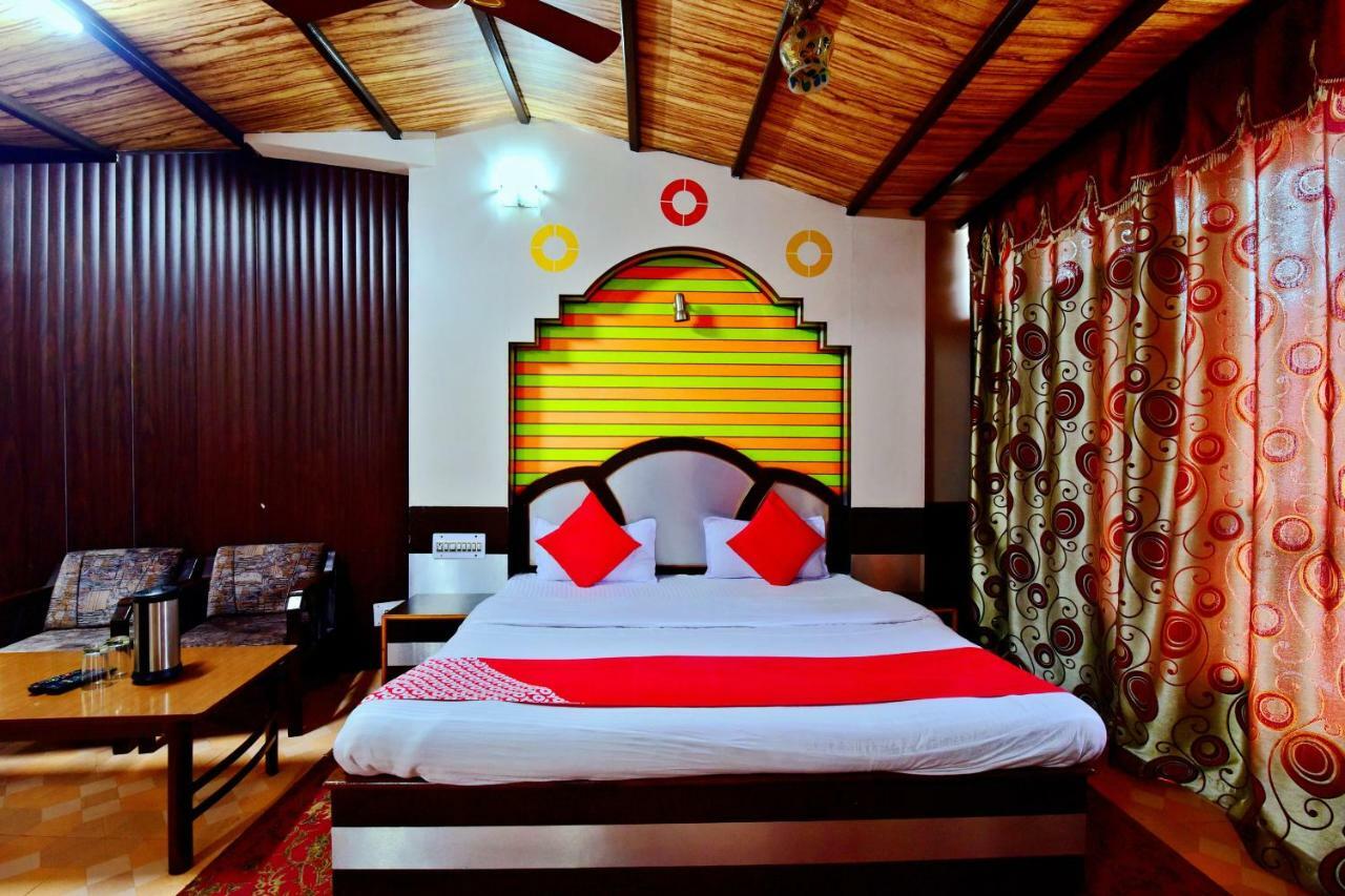 Oyo 26909 Hotel Paras Mandi Exterior foto